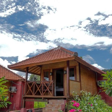 Yut'S Inn Flower Paradise Gili Gede المظهر الخارجي الصورة