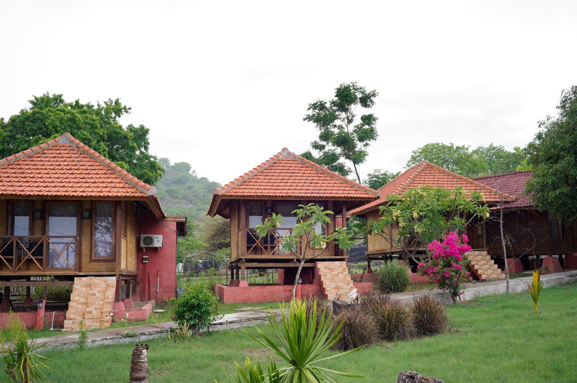 Yut'S Inn Flower Paradise Gili Gede المظهر الخارجي الصورة