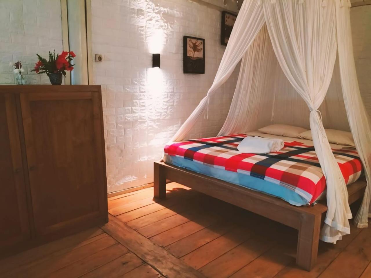 Yut'S Inn Flower Paradise Gili Gede المظهر الخارجي الصورة